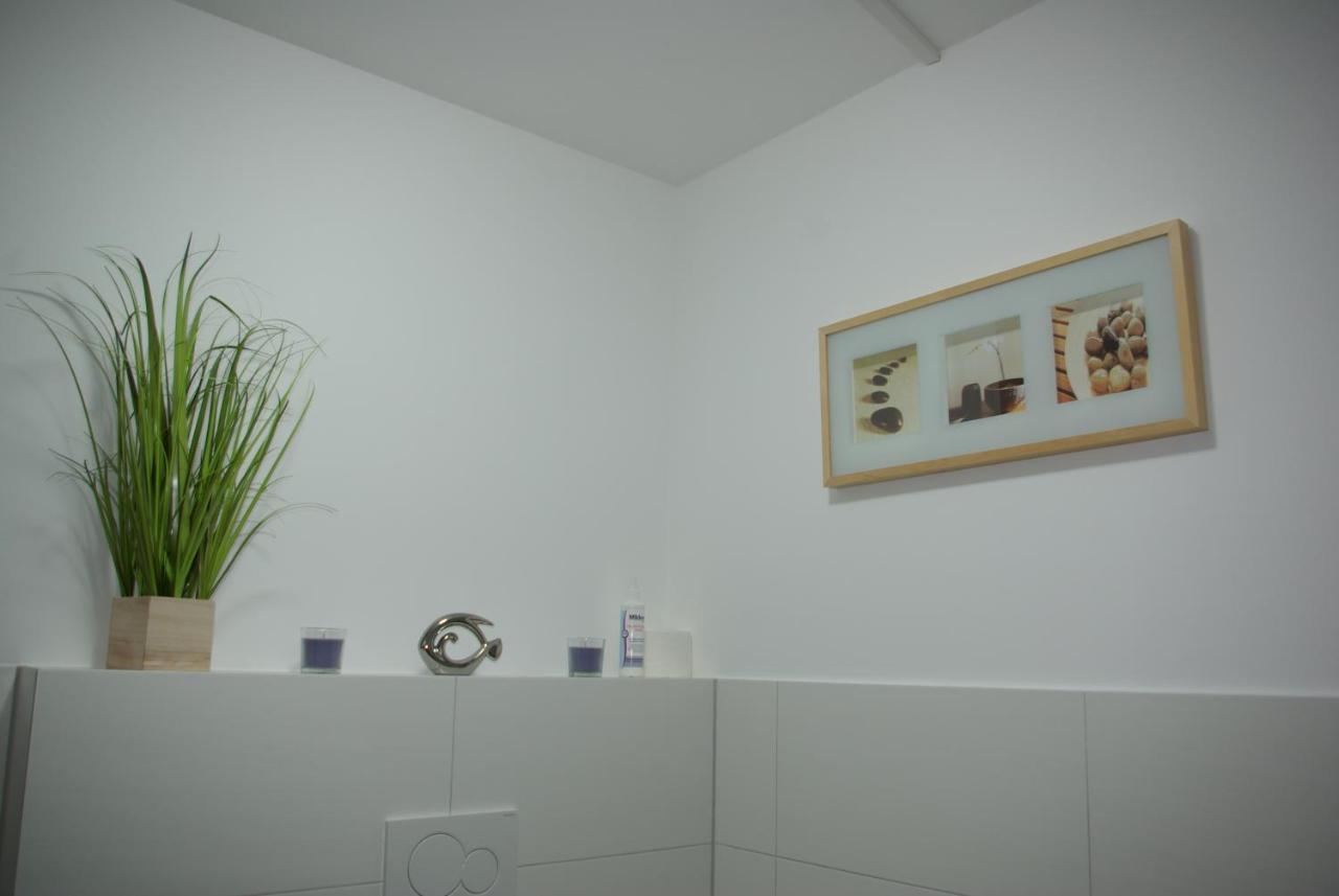 Ferienwohnung Am Hermann 代特莫尔德 外观 照片